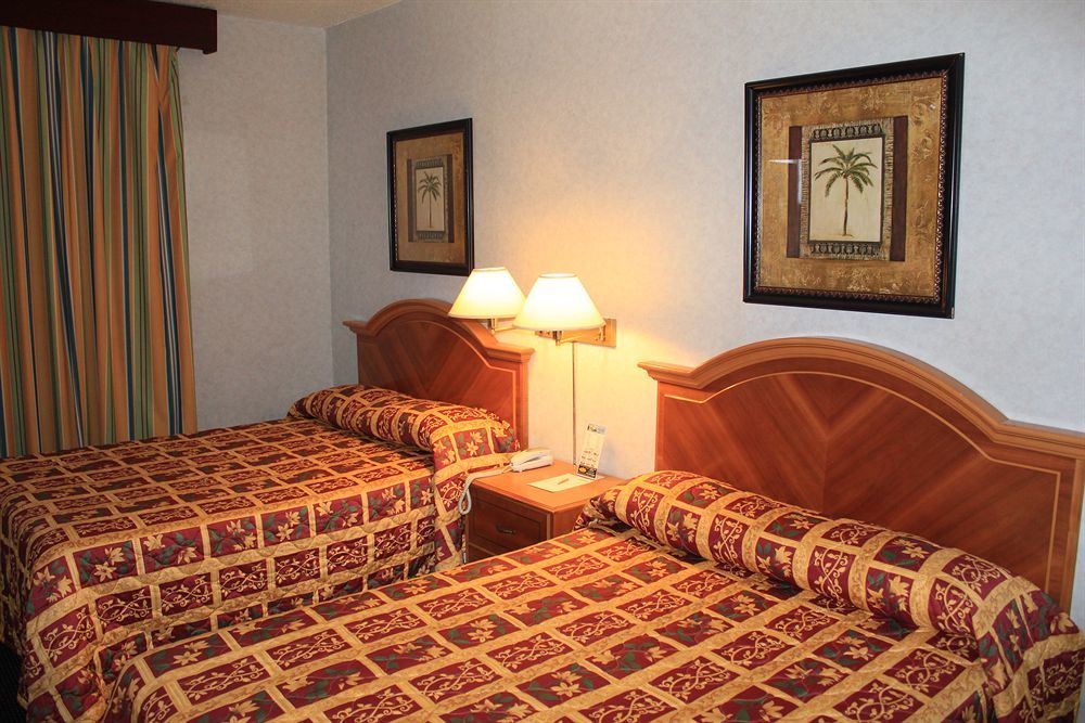Grand Inn Fullerton Exterior photo
